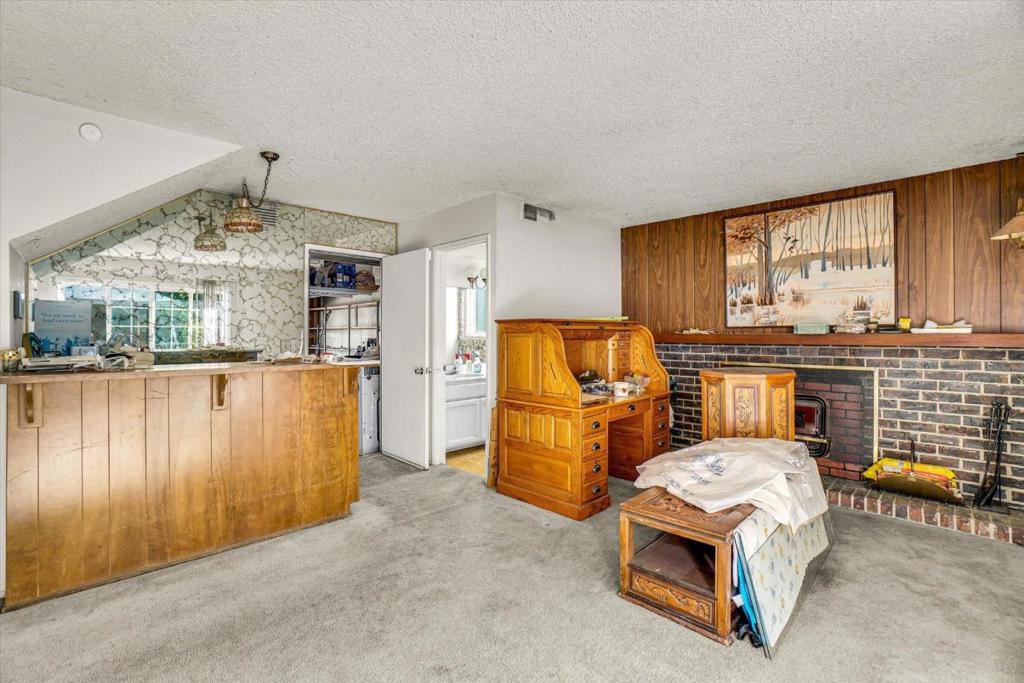 6308 Hillsdale Boulevard Property Photo 9
