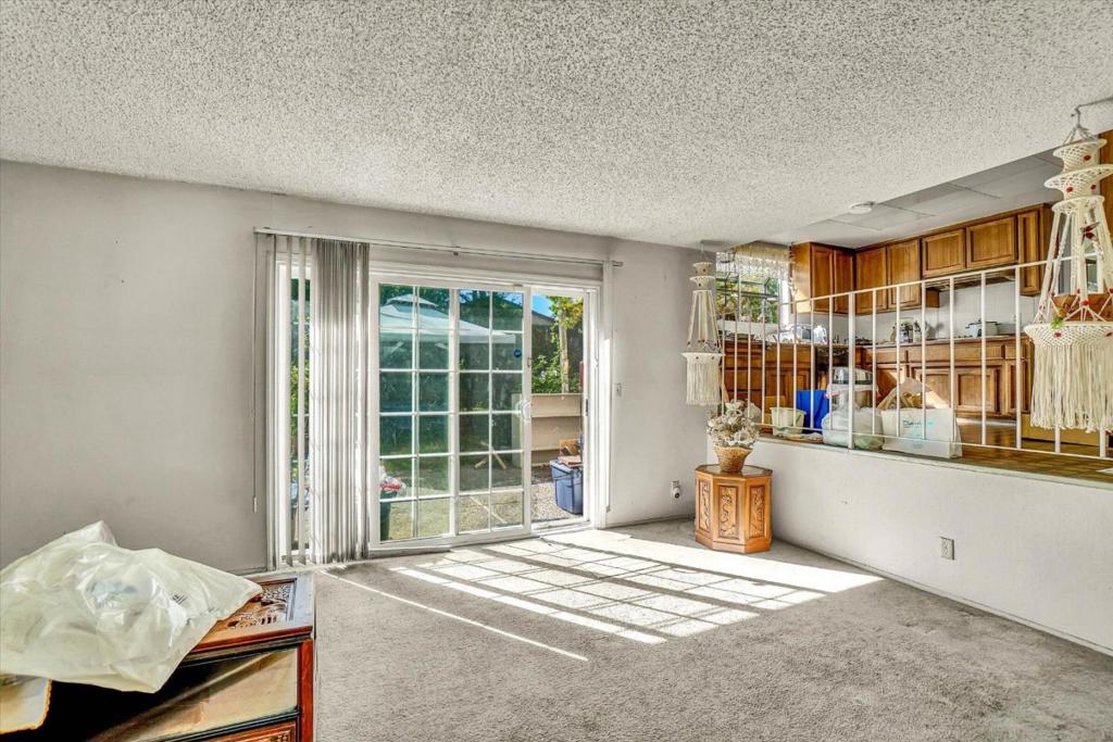 6308 Hillsdale Boulevard Property Photo 11