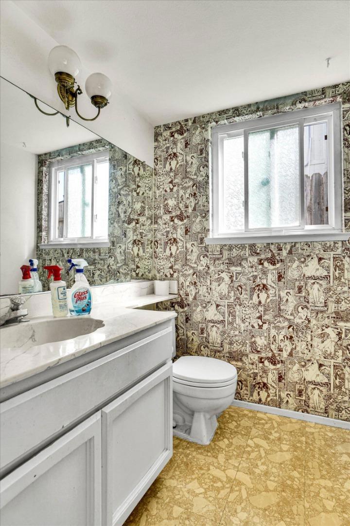 6308 Hillsdale Boulevard Property Photo 14