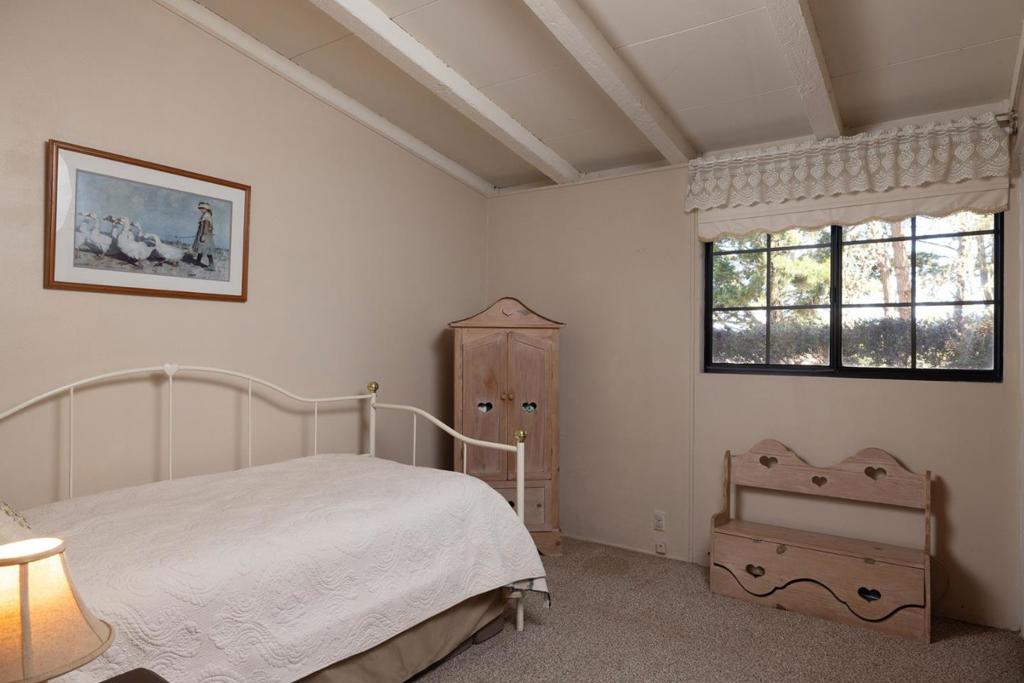 1103 Kenet Place Property Photo 11