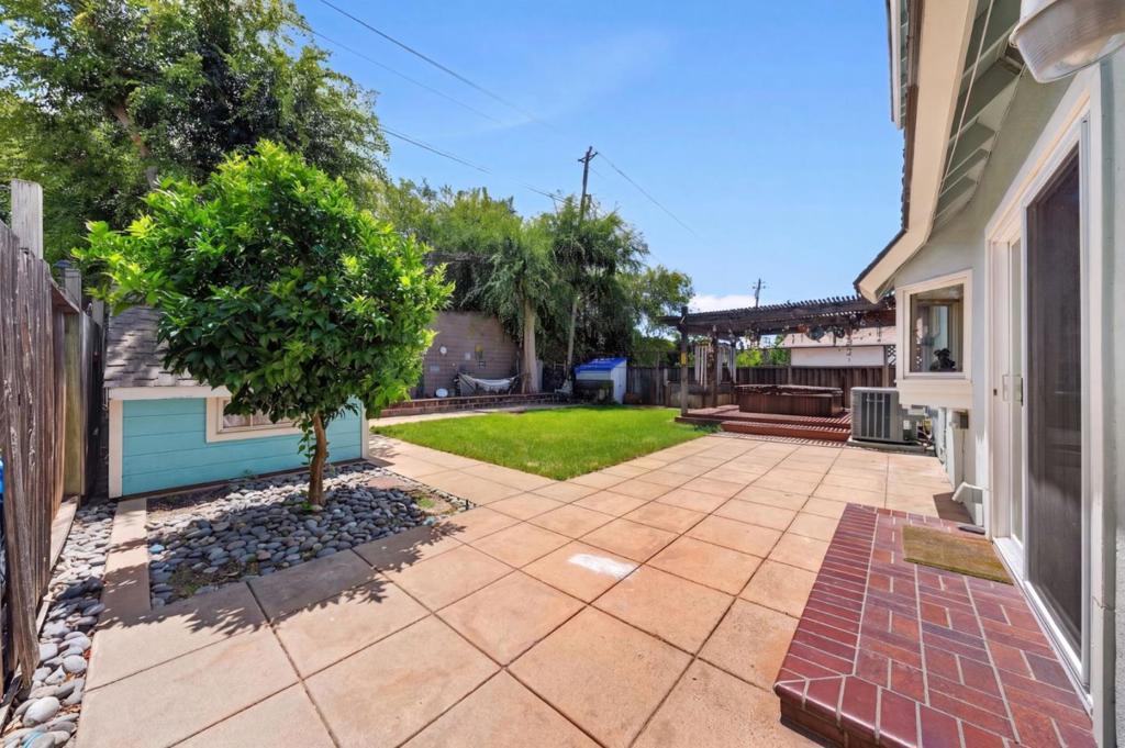 170 Herlong Avenue Property Photo 8