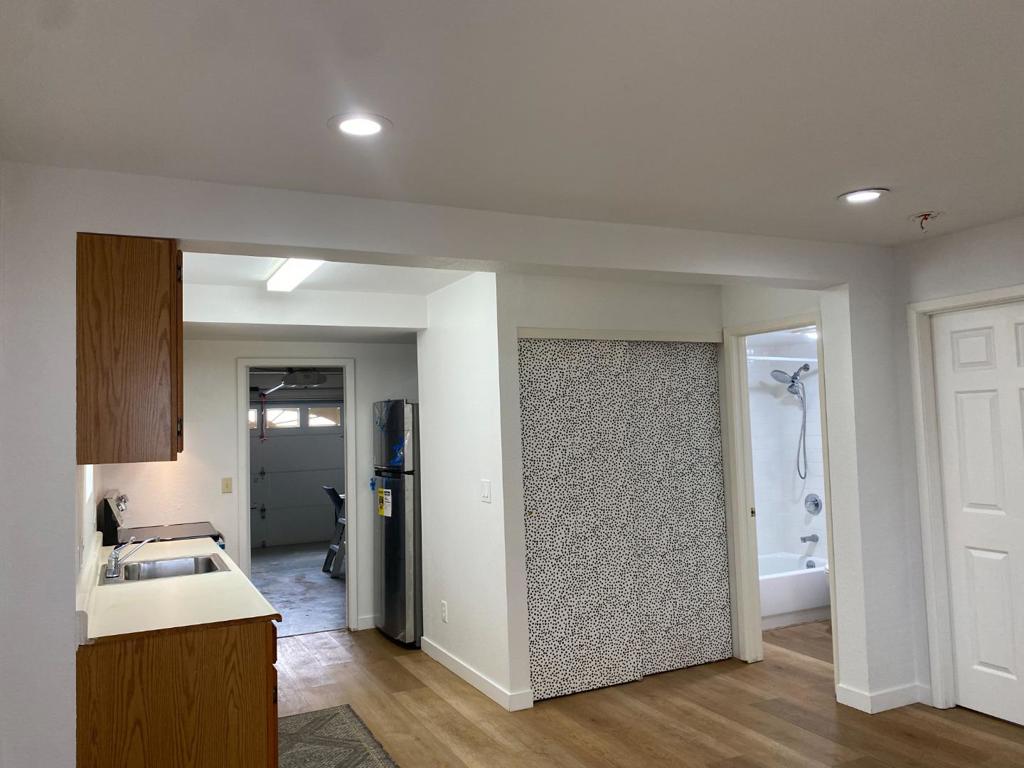 81 Camelot Court Property Photo 6