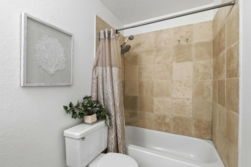 30 Muirfield Court Property Photo 18