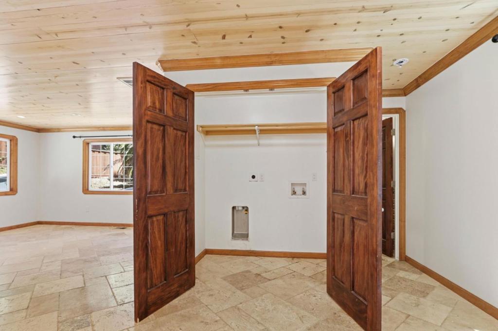 21568 Alma Court Property Photo 34