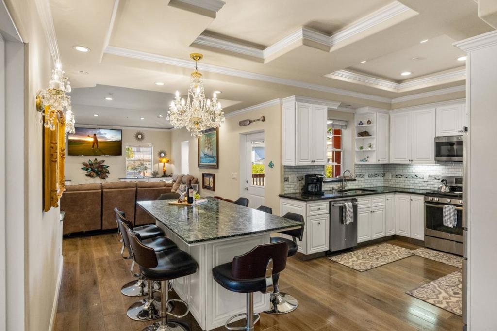 387 Ocean Avenue Property Photo 10