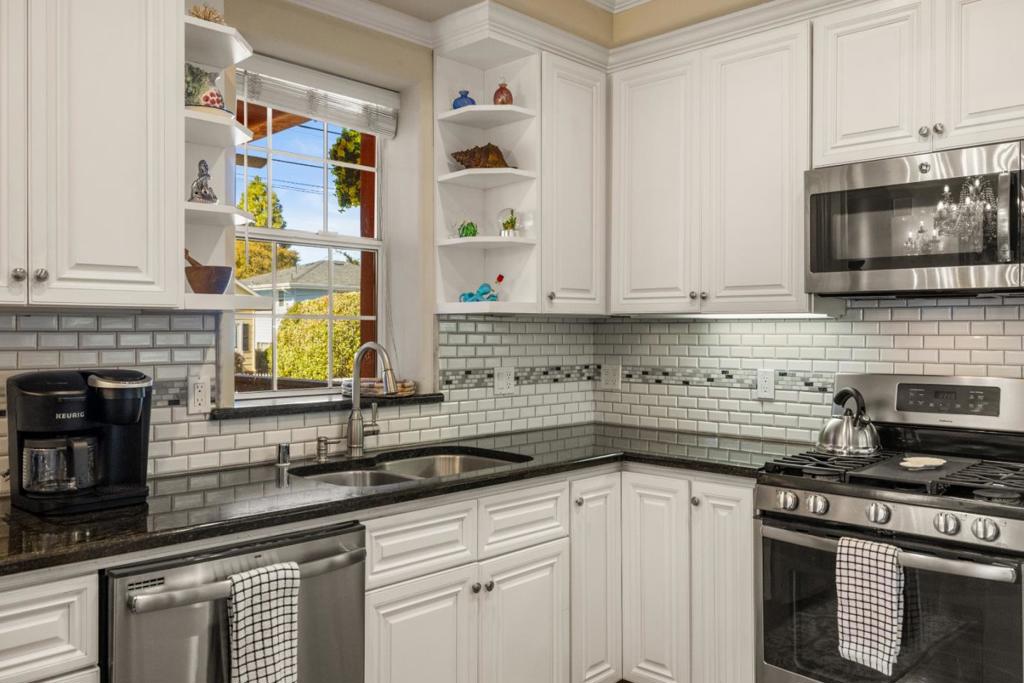 387 Ocean Avenue Property Photo 12