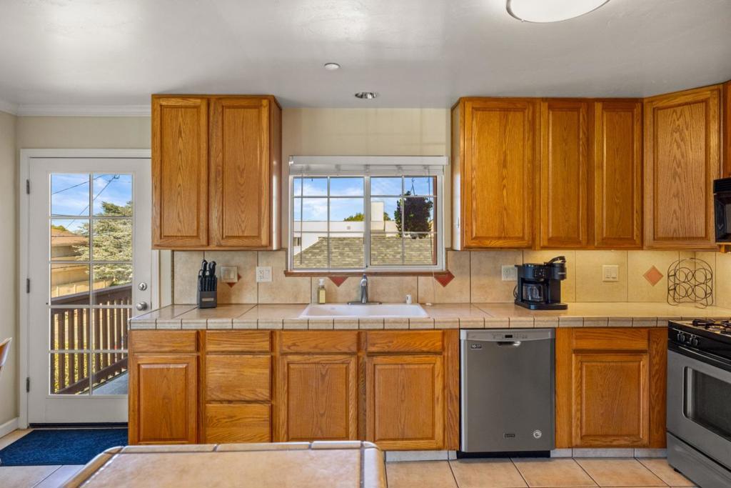 387 Ocean Avenue Property Photo 32