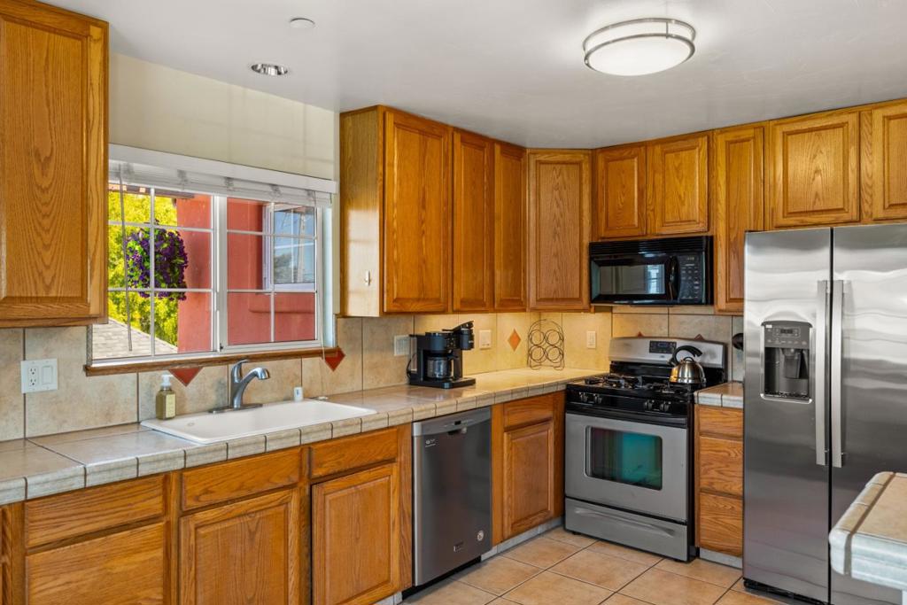 387 Ocean Avenue Property Photo 33