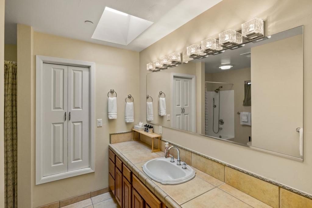 387 Ocean Avenue Property Photo 40