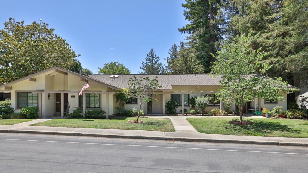 5211 Cribari Lane Property Photo 1