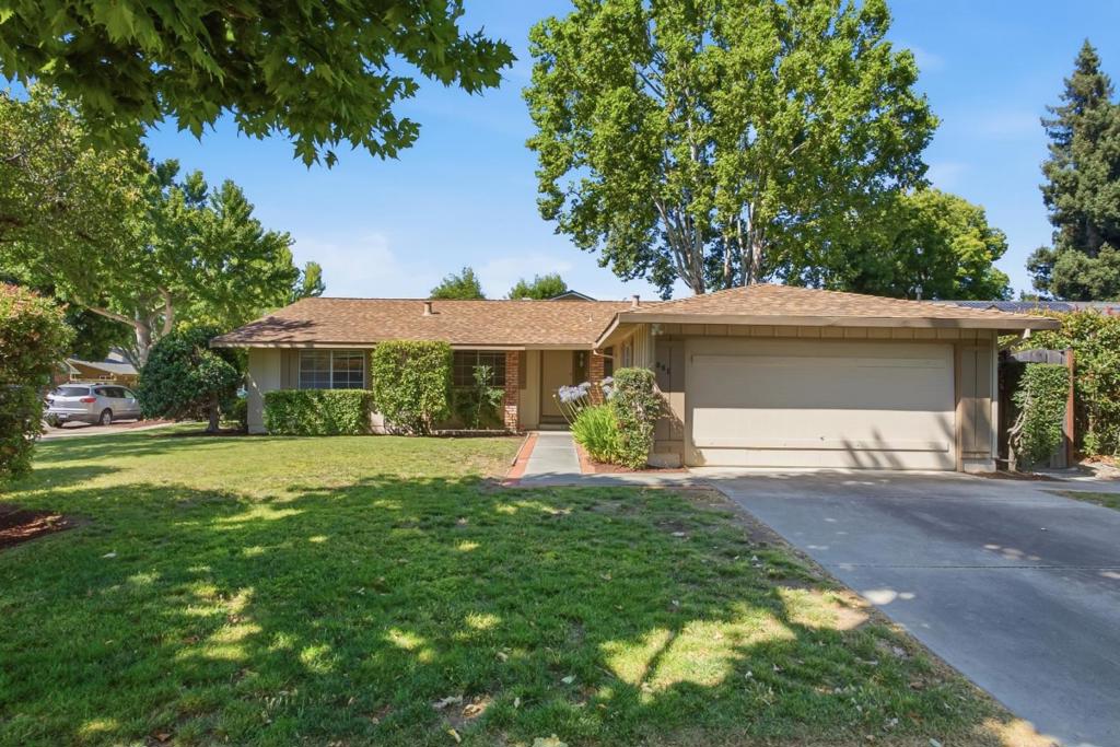 961 Cherry Avenue Property Photo 1