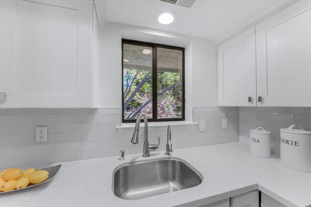 714 San Conrado Terrace 5 Property Photo 11