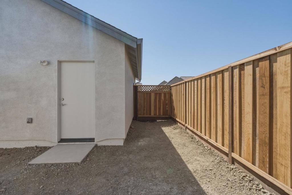 113 Carmona Drive Property Photo 44