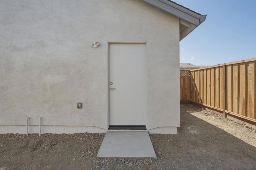 113 Carmona Drive Property Photo 45