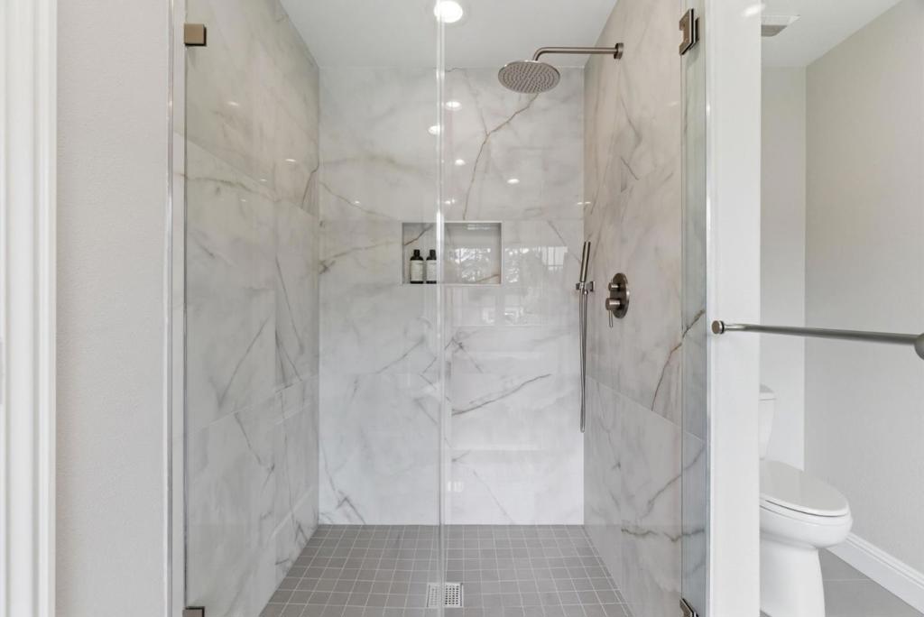 8 Almendra Lane Property Photo 19