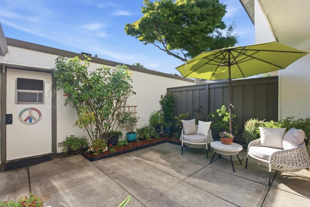 1265 Riesling Terrace Property Photo 25