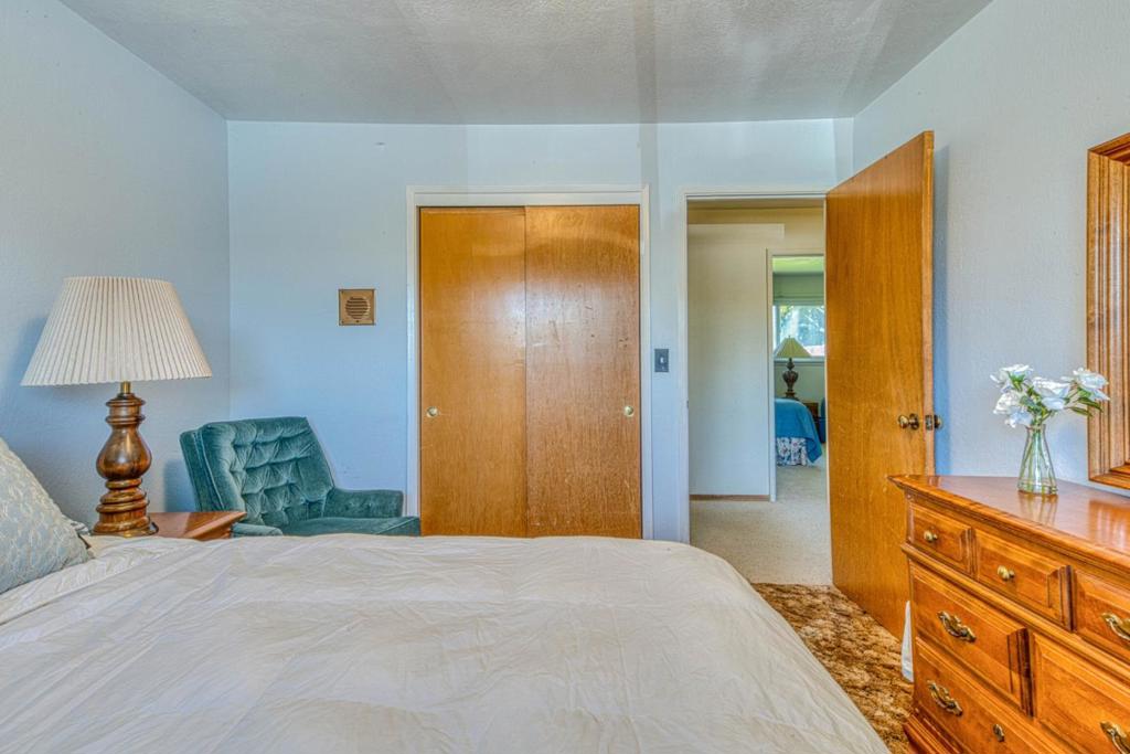 628 Alameda Avenue Property Photo 31