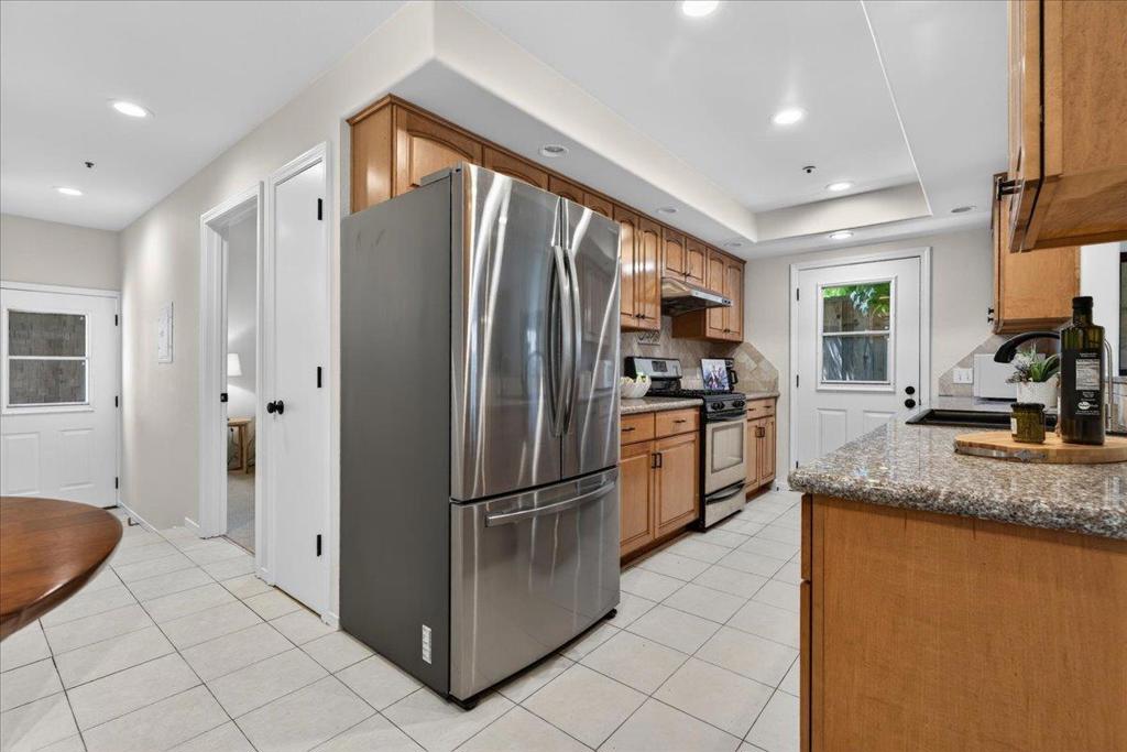 334 Pennsylvania Avenue Property Photo 9