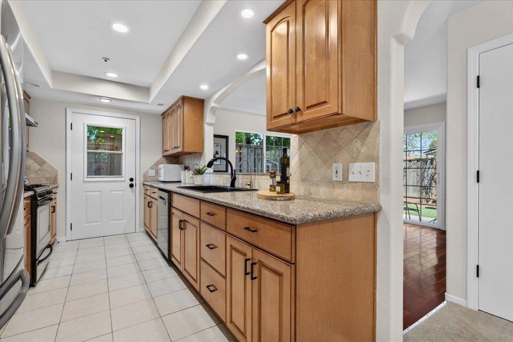 334 Pennsylvania Avenue Property Photo 10
