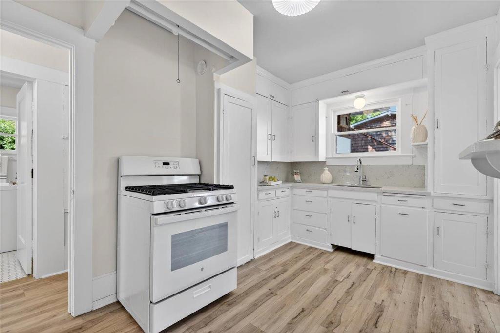 334 Pennsylvania Avenue Property Photo 38