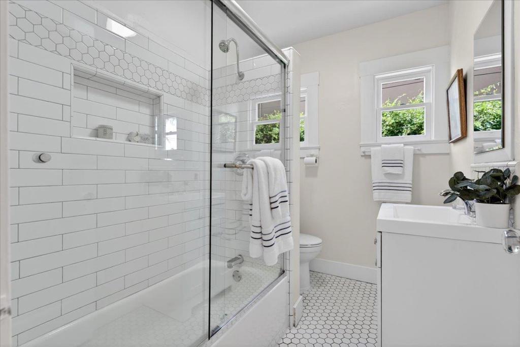 334 Pennsylvania Avenue Property Photo 43