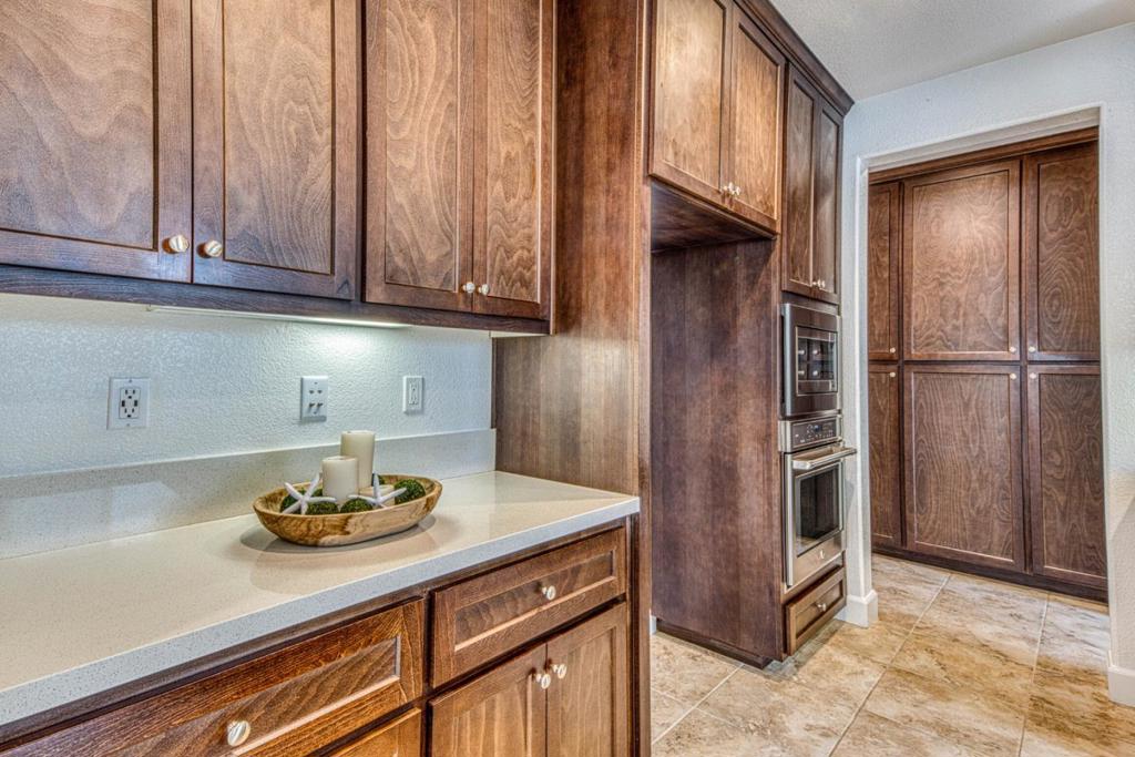 2717 Parkview Way Property Photo 20