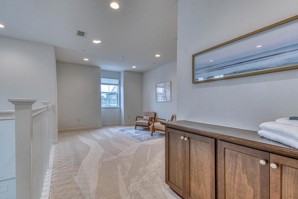2717 Parkview Way Property Photo 24