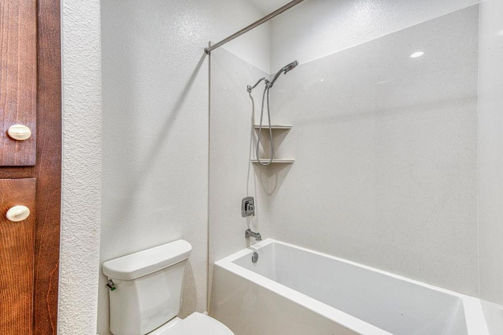 2717 Parkview Way Property Photo 39