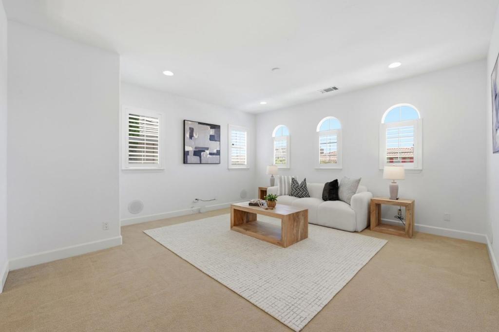 115 Macedon Court Property Photo 23