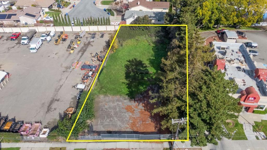 36800 Fremont Boulevard Property Photo 18