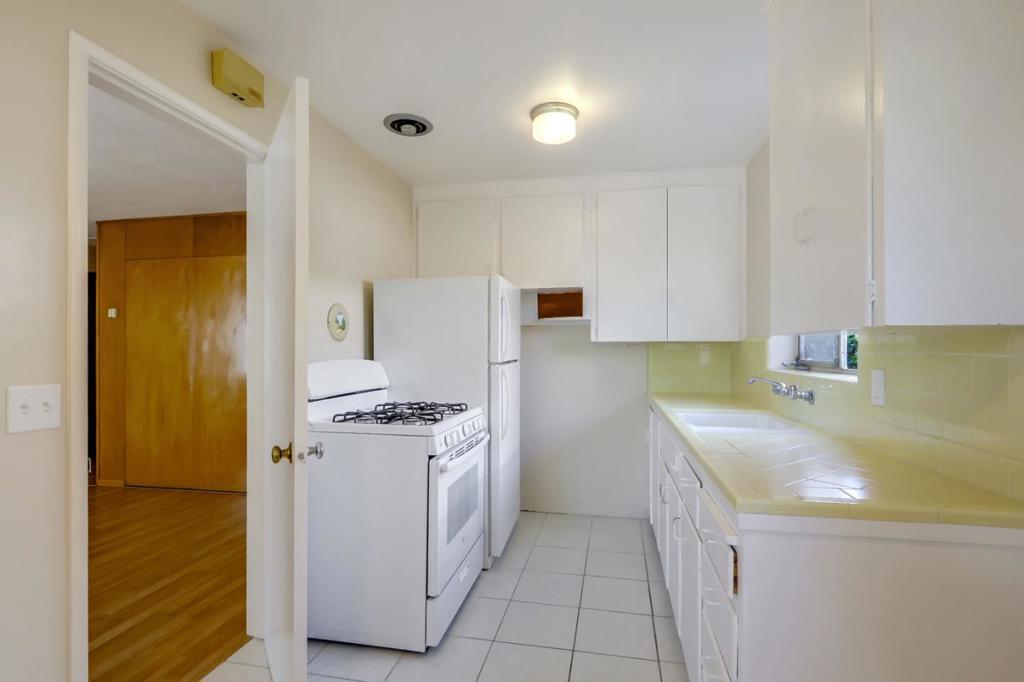2110 Williams Street Property Photo 6