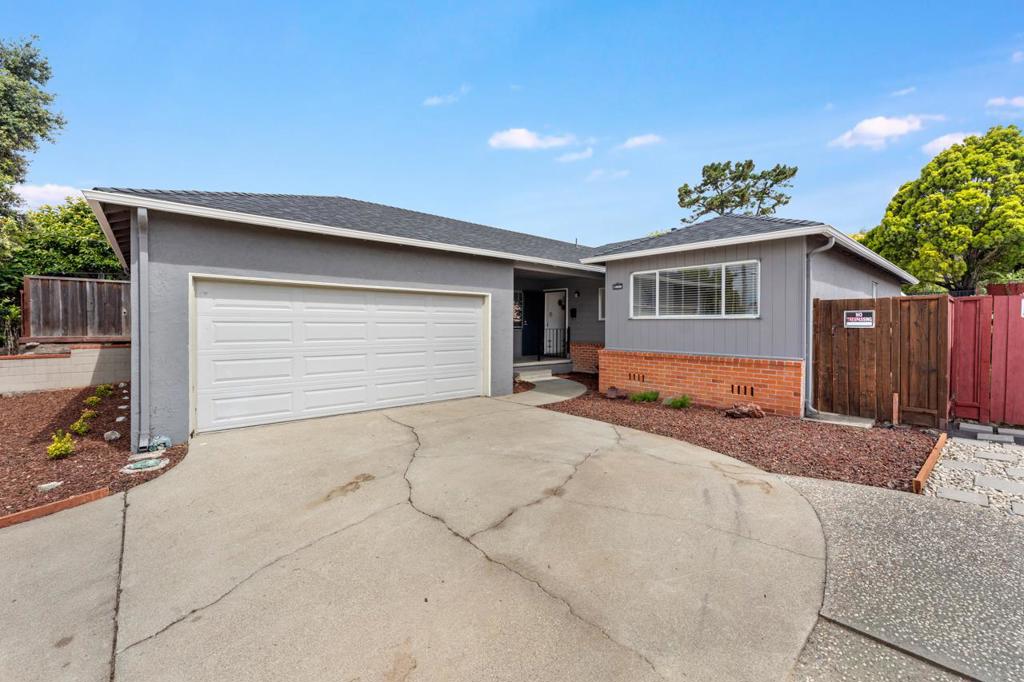 14044 School Street Property Photo 1