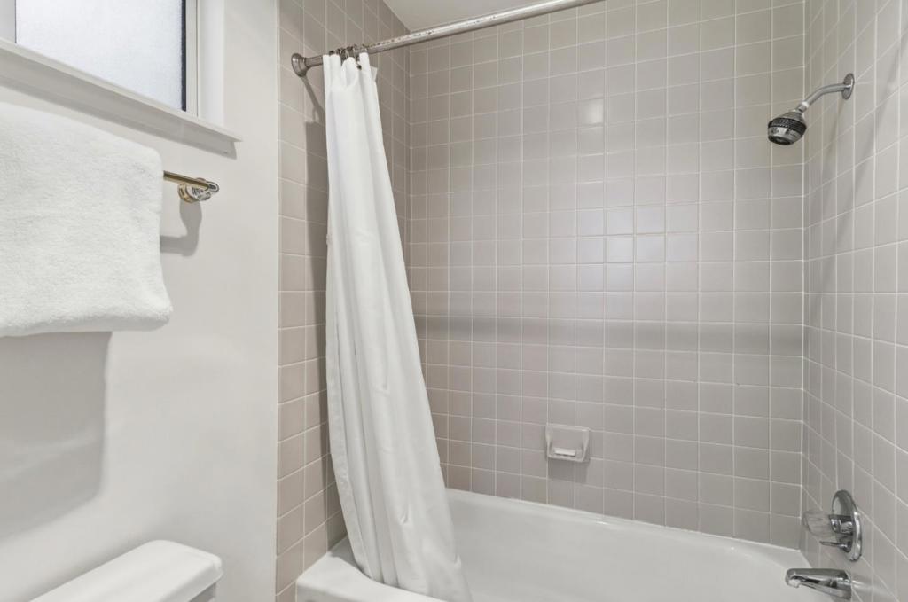 2941 Belmont Woods Way Property Photo 44