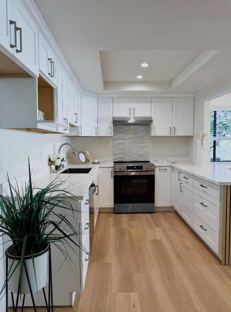 7299 Via Vico Property Photo 5
