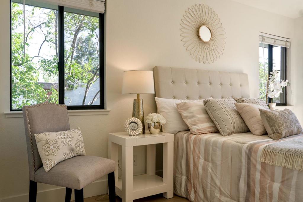 7299 Via Vico Property Photo 10