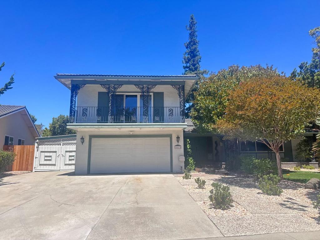 5823 Antigua Drive Property Photo 1