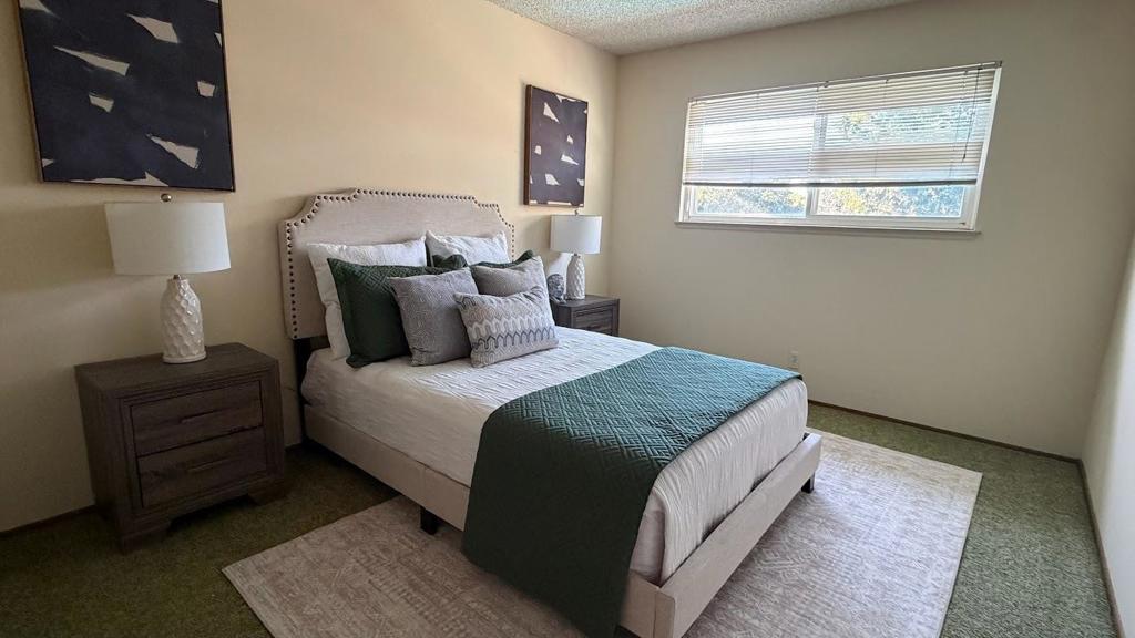 5823 Antigua Drive Property Photo 14