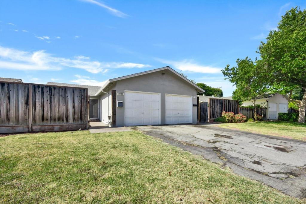 3540 Brookdale Drive Property Photo 1