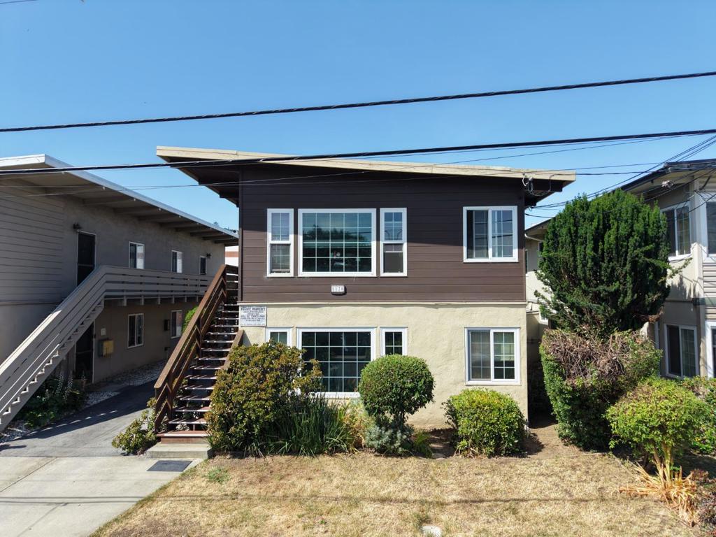 1120 Elmer Street Property Photo 1