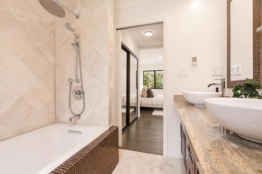 39 Appian Way C Property Photo 24