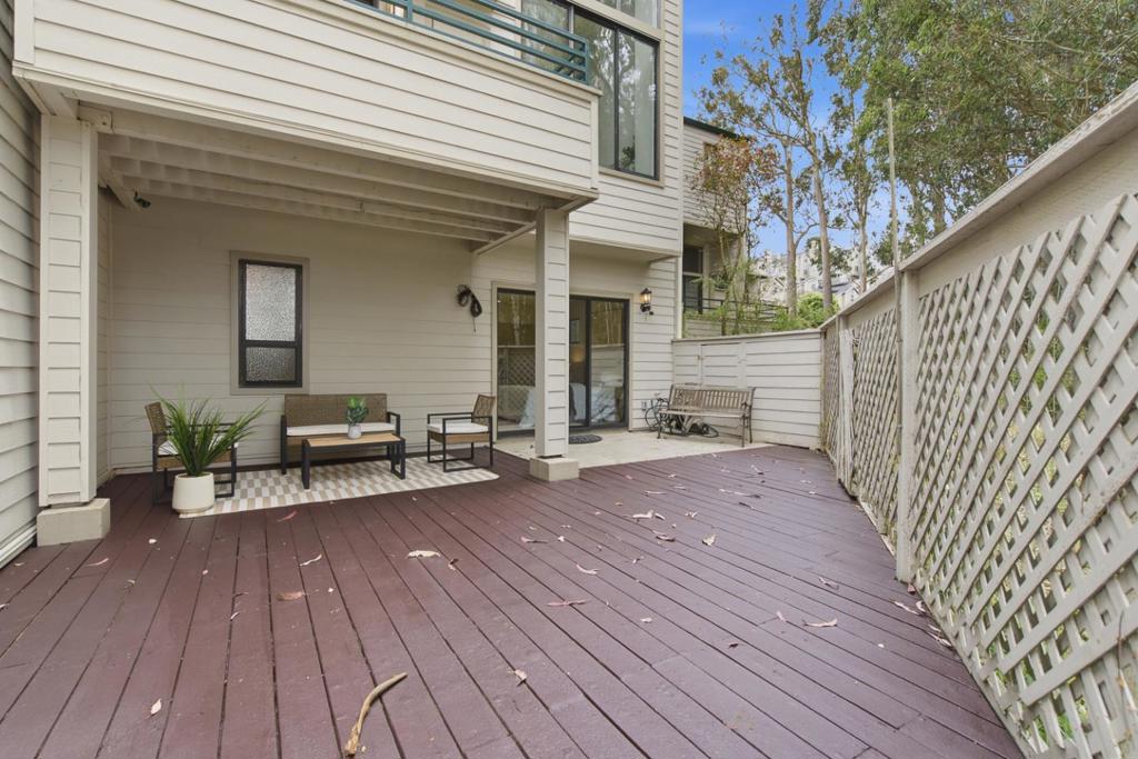 39 Appian Way C Property Photo 39