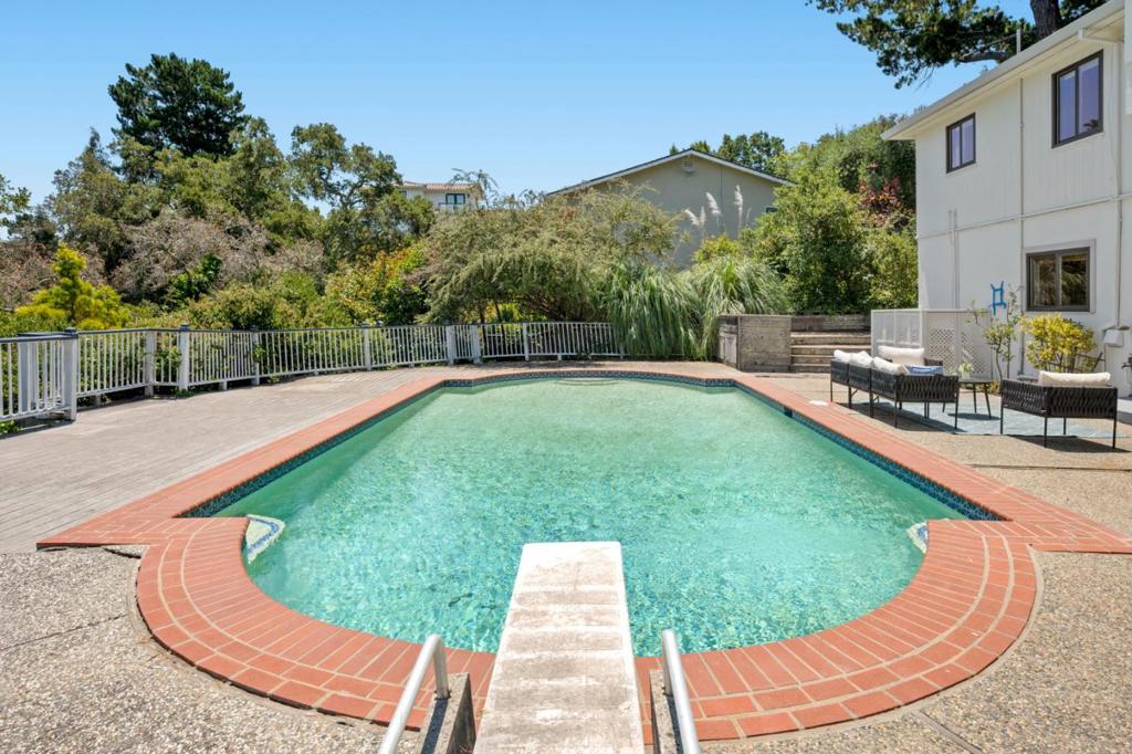 1407 Carlton Road Property Photo 24