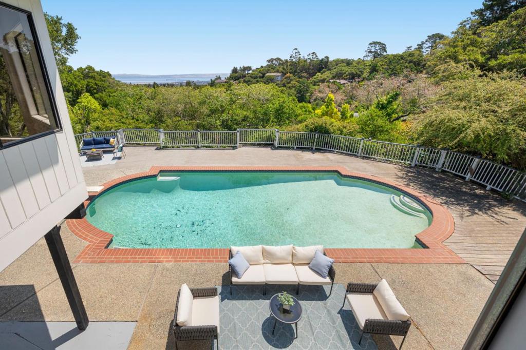 1407 Carlton Road Property Photo 25