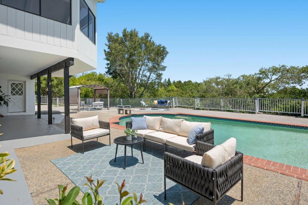 1407 Carlton Road Property Photo 32