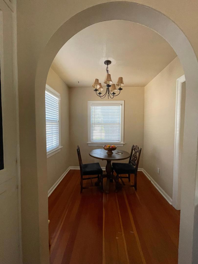 222 Oak Street Property Photo 16