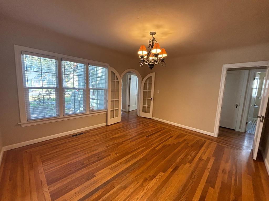 222 Oak Street Property Photo 17