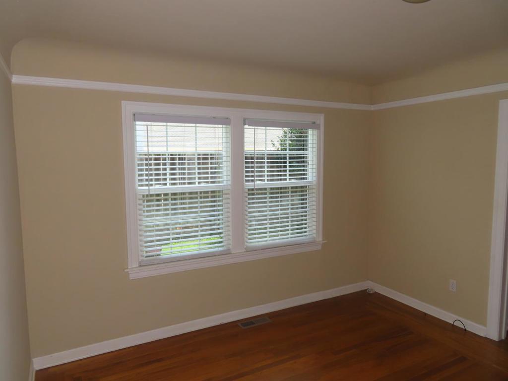 222 Oak Street Property Photo 26