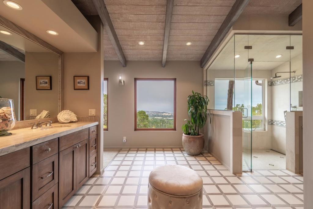 534 Aguajito Road Property Photo 32