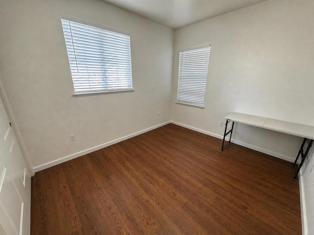 10133 Annie Street Property Photo 33
