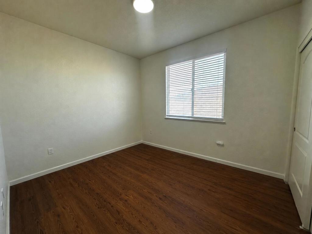 10133 Annie Street Property Photo 34